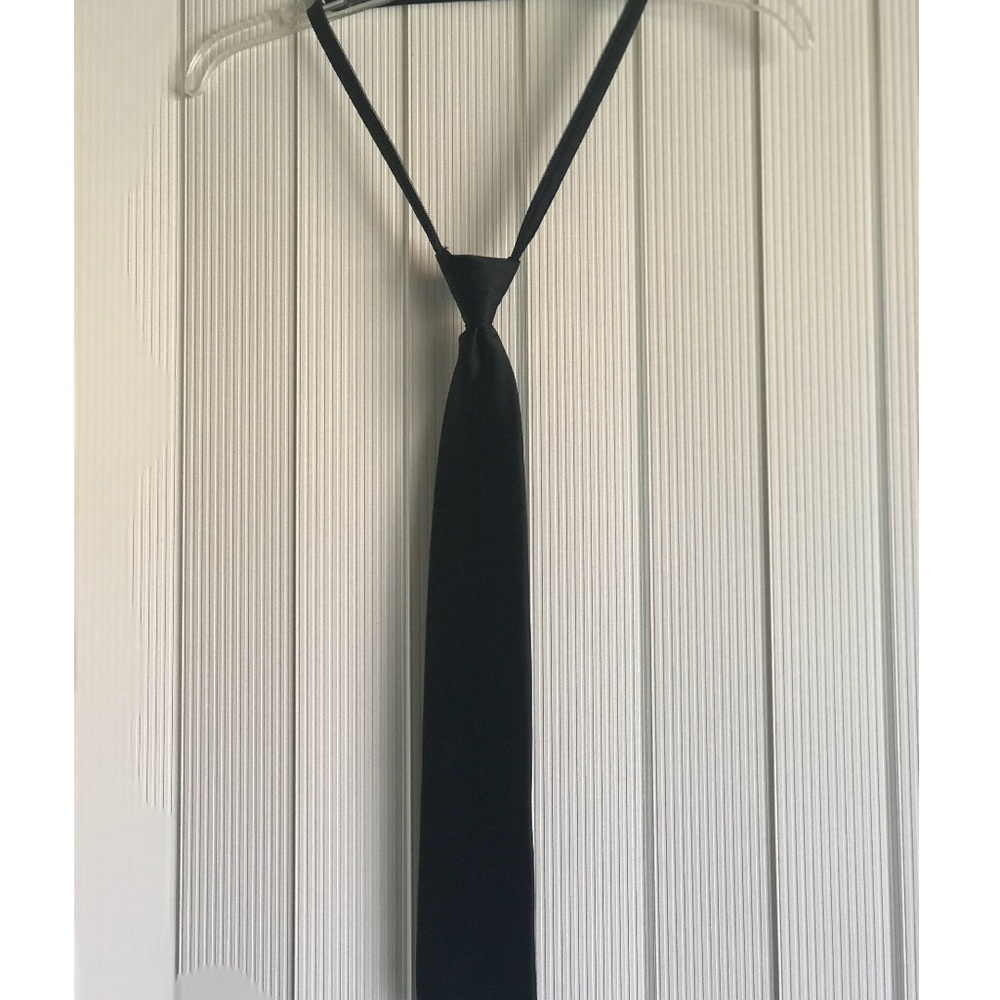 Men’s zipper tie